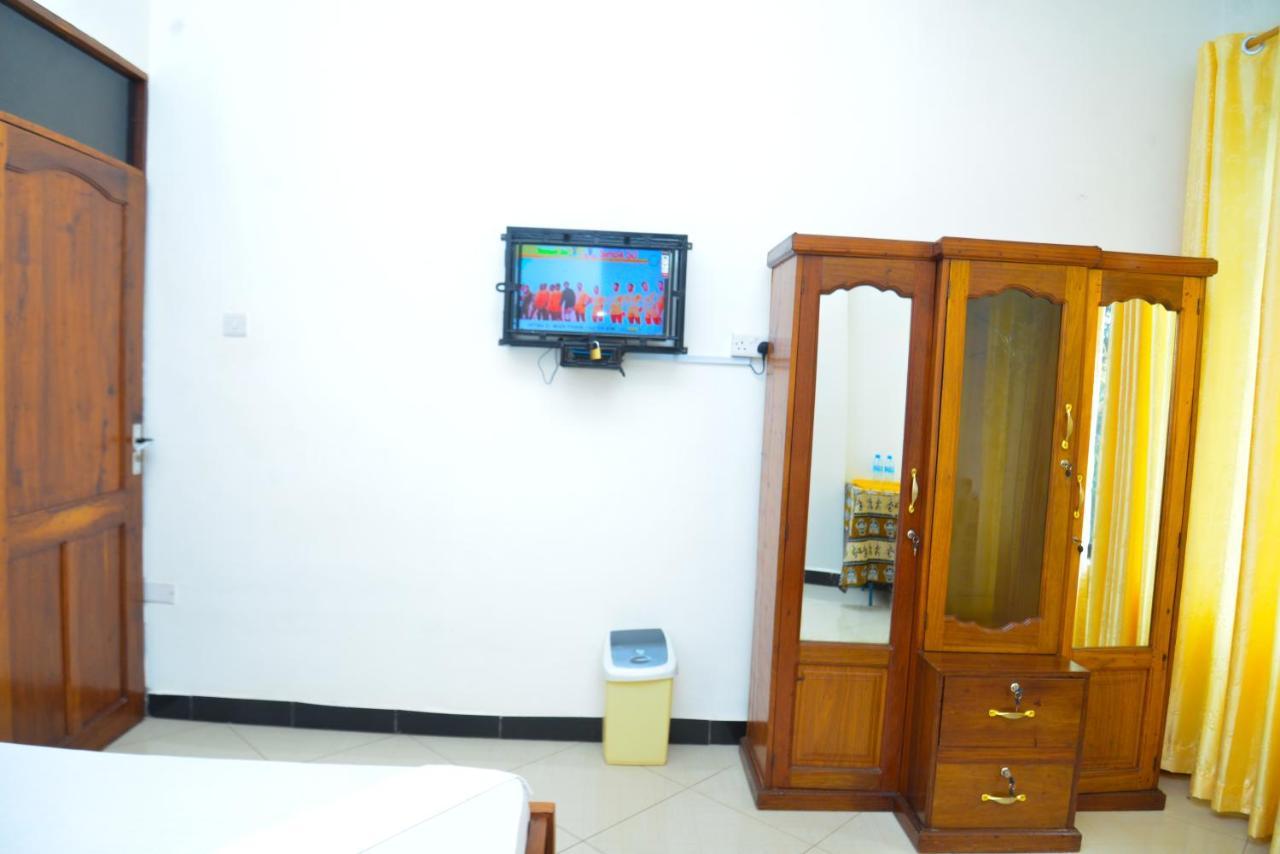 Flamingo Hotel Kinyerezi 达累斯萨拉姆 外观 照片